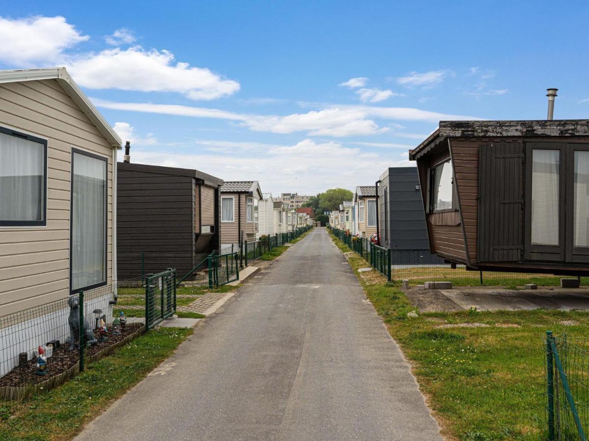 Le Boucanier - Omheinde Stacaravan Aan Zee Middelkerke Bagian luar foto